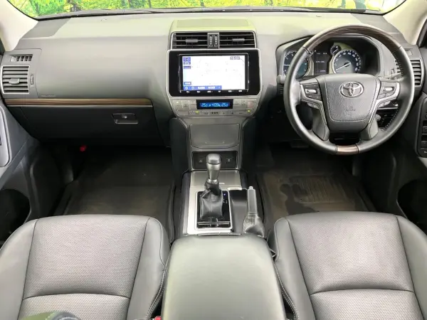 2023 Toyota Landcruiser Prado — photo 2