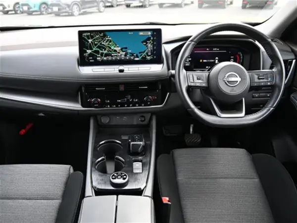 Nissan X-Trail 1.5 X e-4ORCE 4WD ProPilot Intelligent Cruise Control Power Back Door Genuine Connect Navigation Digital Terrestrial TV Bluetooth Connection Around View Monitor Seat Heater ETC LED Headlights Fog Lights Corner Sensors (Diamond Black Pearl) — thumbnail 1