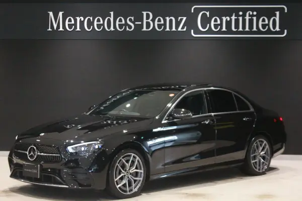 Mercedes-Benz E-Class E200 Sport (BSG Model) MP202301 Panoramic Sliding Roof / Leather Exclusive Package / Black Nappa Leather Seats / Front & Rear Seat Heaters / Head-Up Display / Air Balance Package / 360° Camera / ETC2.0 (Obsidian Black) — thumbnail 1