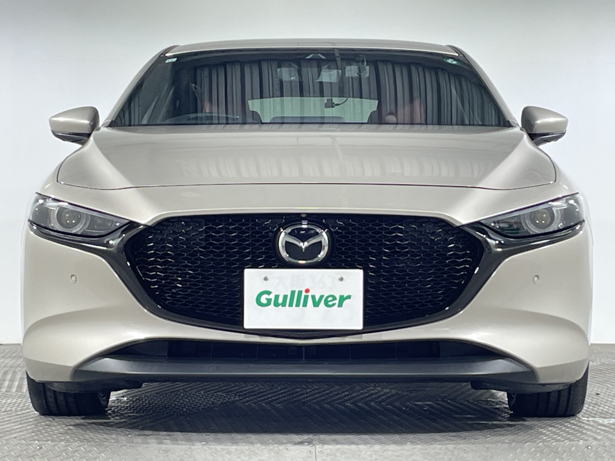 Mazda MAZDA3 Fastback 2.0 X Burgundy Selection 4WD — photo 8