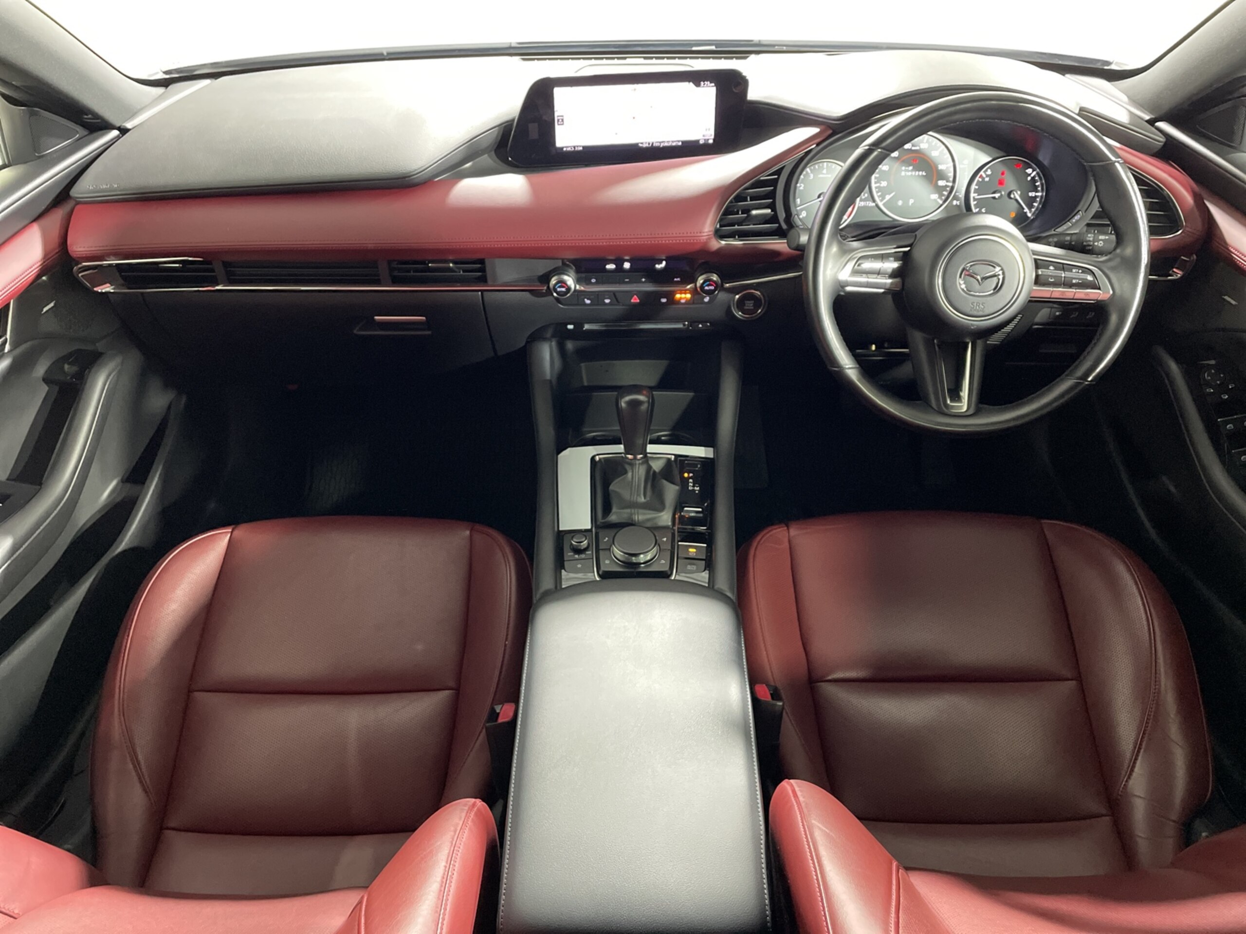 2021 Mazda 3 Fastback — photo 2