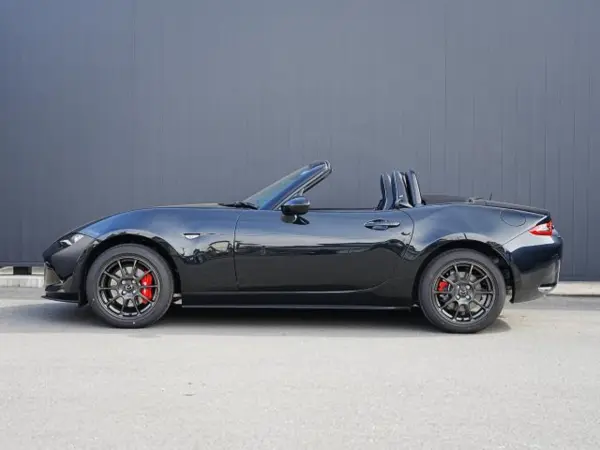 2025 Mazda Roadster — photo 3