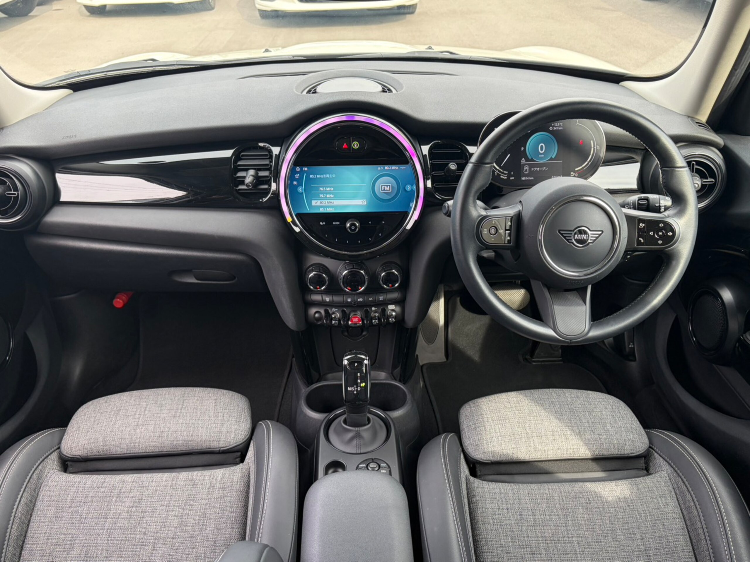 2021 Mini Cooper — photo 2