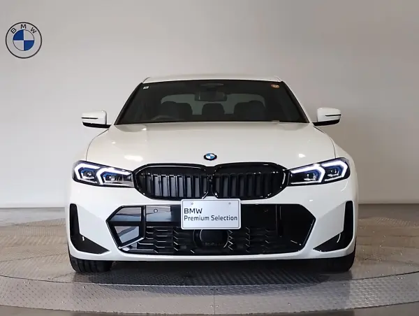 2025 Bmw 3 Series — photo 3
