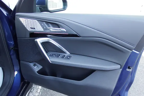 BMW X1 xDrive20d xLine DCT Diesel Turbo 4WD Highline Package X-Line 18AW Black Vernasca Leather Rental Up (Phytonic Blue) — photo 7