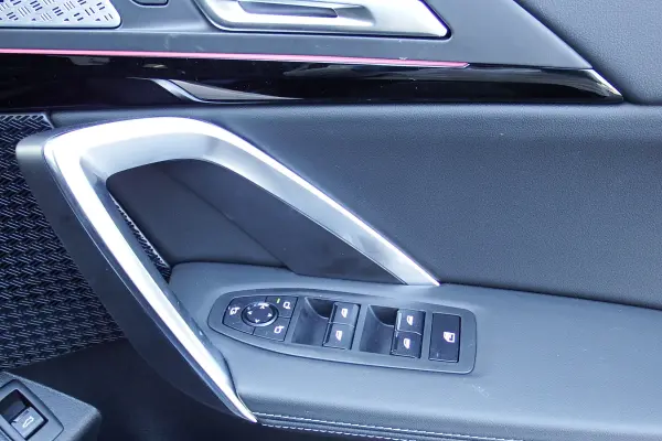 BMW X1 xDrive20d xLine DCT Diesel Turbo 4WD Highline Package X-Line 18AW Black Vernasca Leather Rental Up (Phytonic Blue) — photo 9