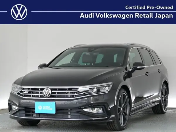 Volkswagen Passat Variant TDI R-Line Diesel Turbo Electric Panoramic Sliding Roof Genuine Navigation Back Camera 360-Degree Camera Black Leather Seats Digital Meter Clean Diesel ACC CarPlay Compatible Navigation Non-Smoking (Manganese Gray Metallic)