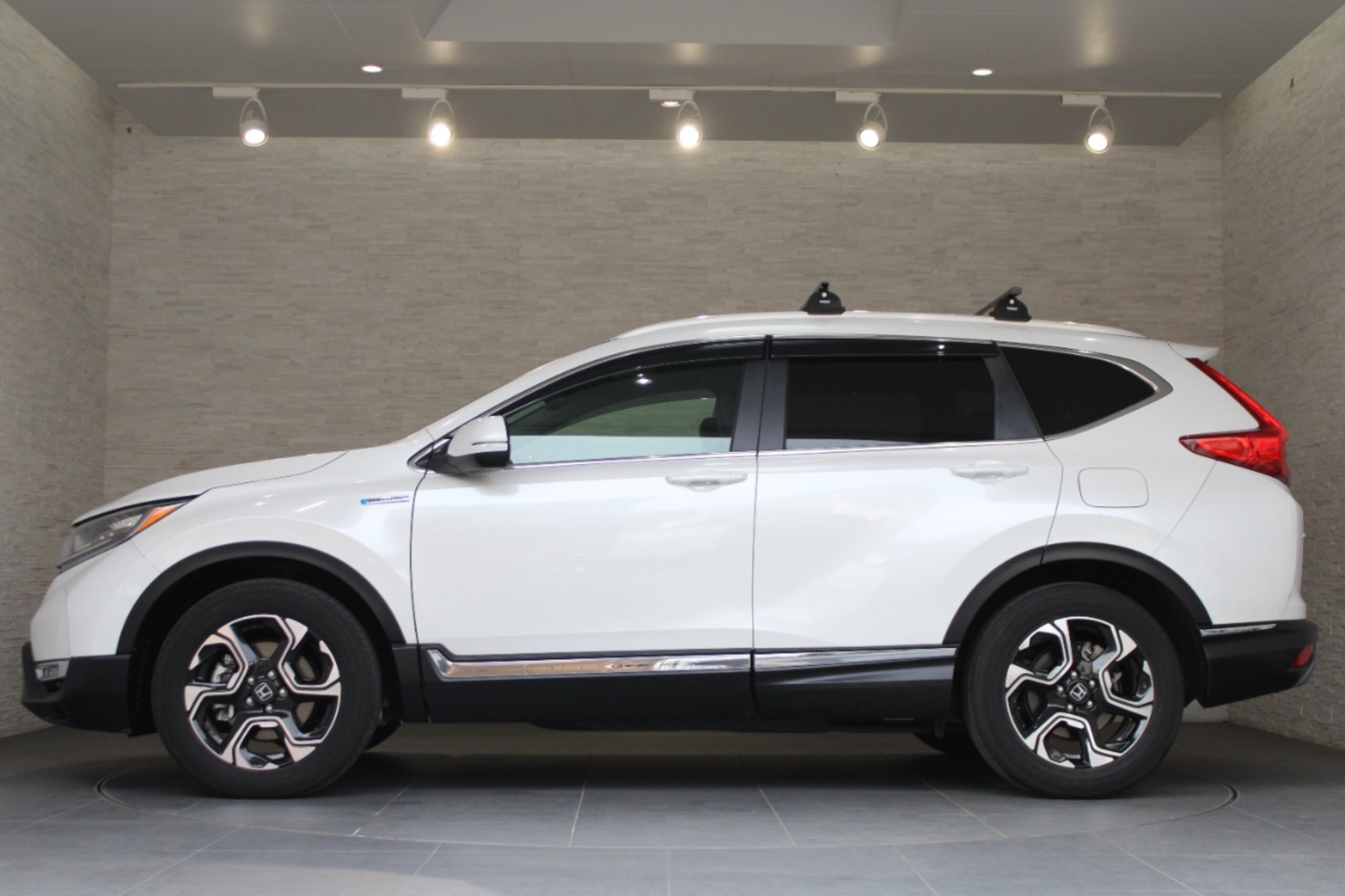 Honda CR-V 2.0 Hybrid EX Masterpiece — photo 8