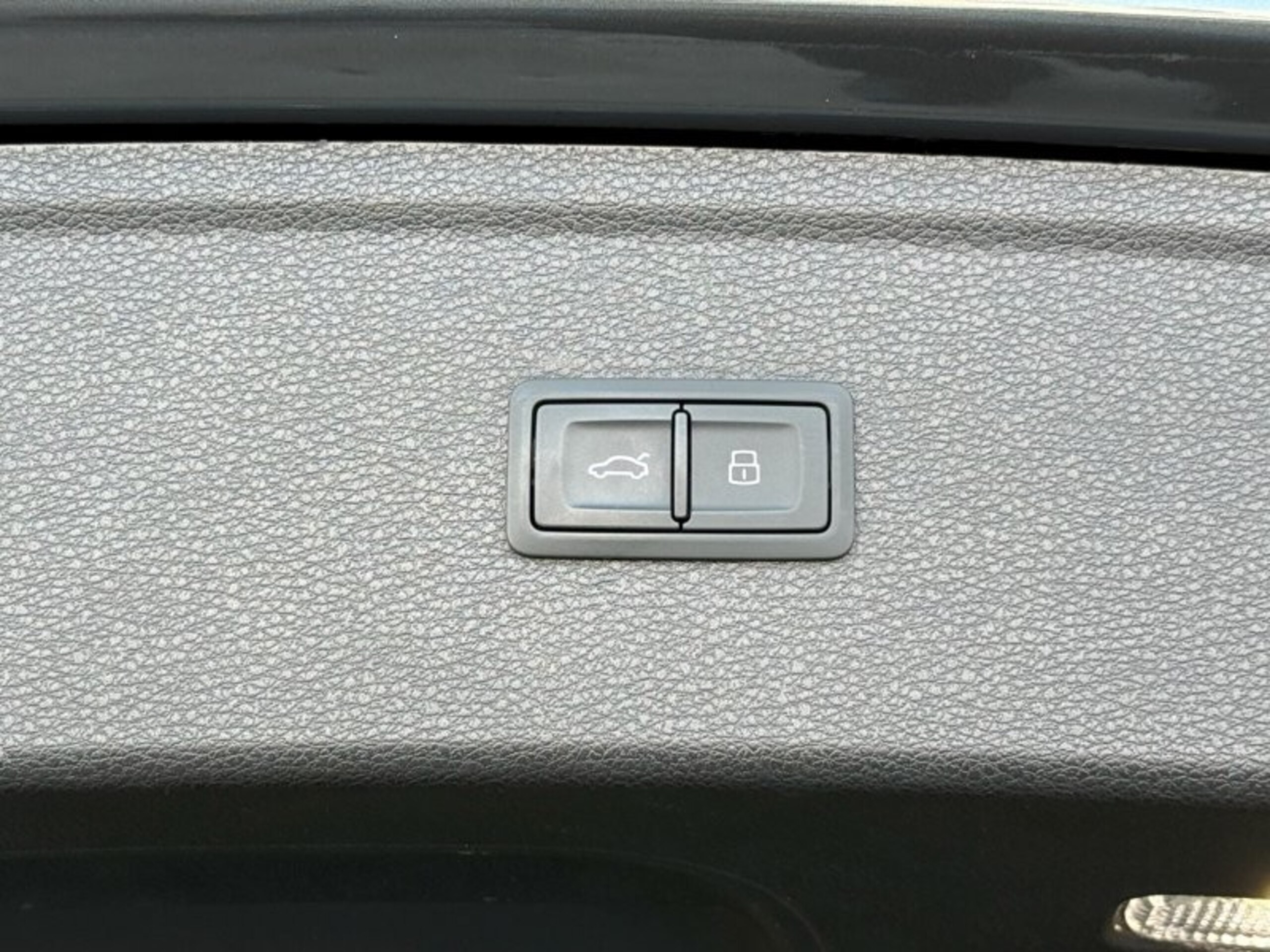 Audi Q5 40 TDI Quattro Sport Diesel Turbo 4WD — photo 9