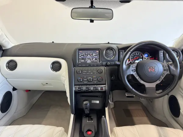2011 Nissan Gt-r — photo 7 | Tuminion Kenya