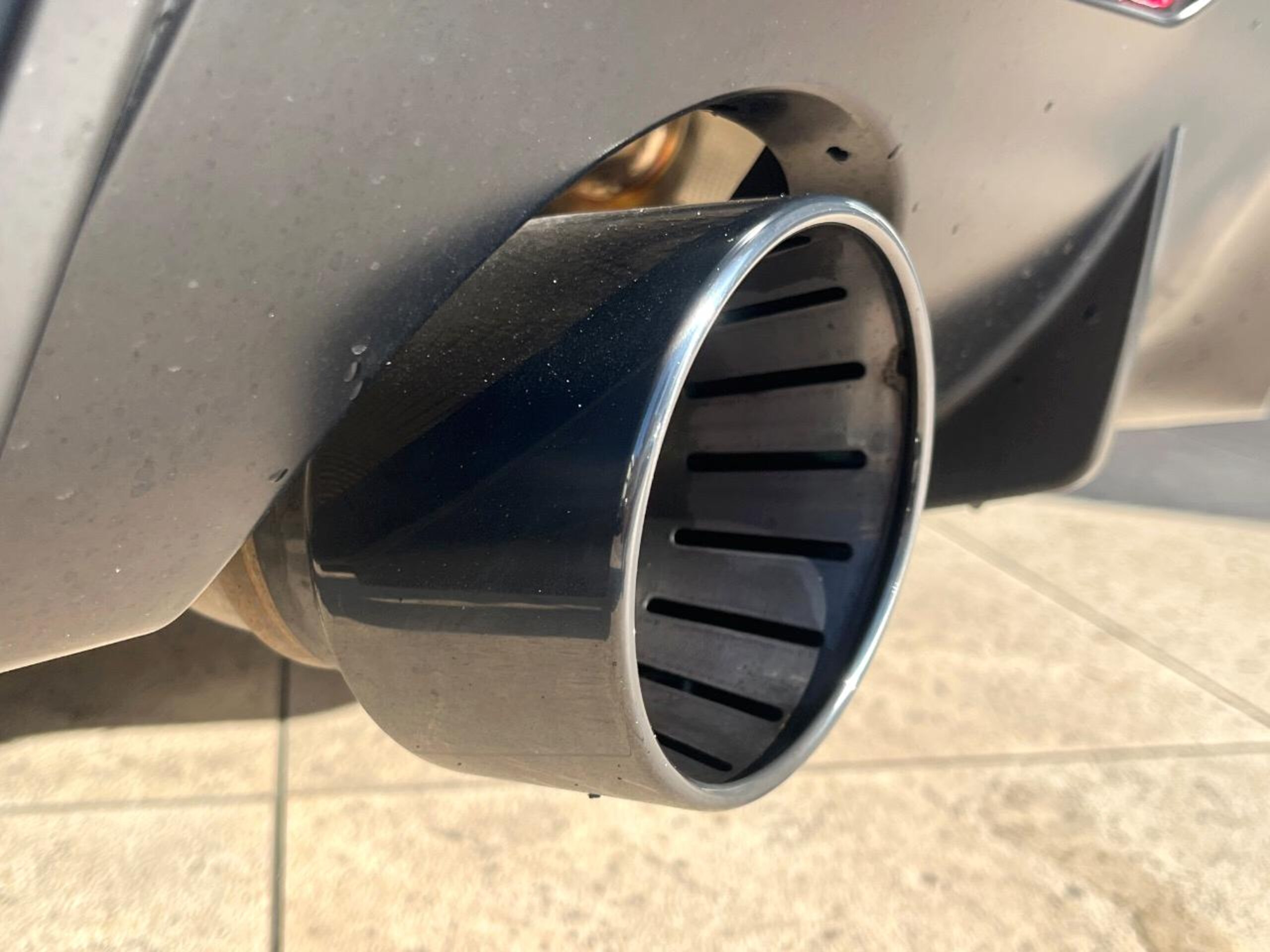 Toyota Supra 3.0 RZ 6MT TRD Exhaust HKS Suspension BSM 6-LED Headlights 19-inch AW Wheels Brembo Brakes Leather Steering Wheel Brown Leather Seats JBL Sound Smart Key (White Metallic) — photo 9