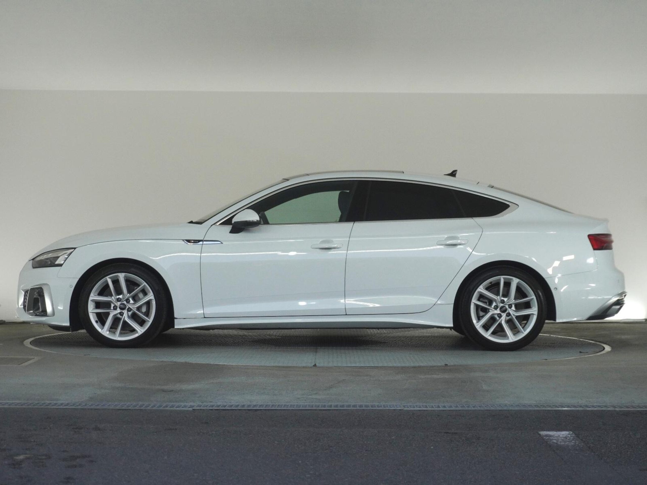 2023 Audi A5 Sportback — photo 3