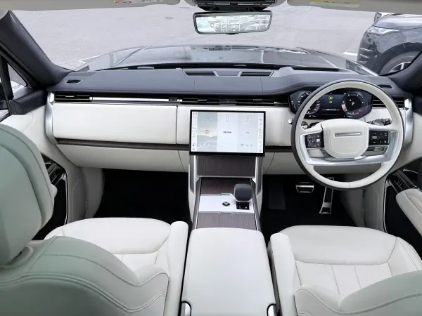 2025 Landrover Rangerover — photo 3