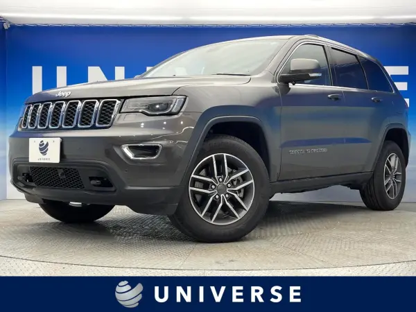 Jeep Grand Cherokee Laredo 4WD — thumbnail 1