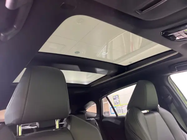 2023 Toyota Harrier — photo 3