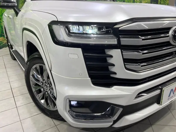 Toyota Land Cruiser 300 3.5 ZX 4WD — photo 8