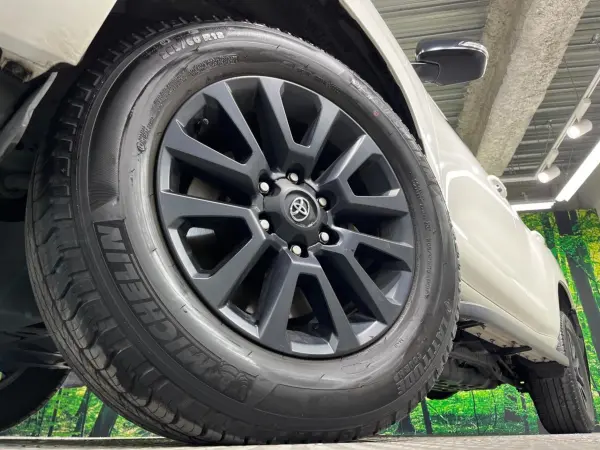 Toyota Land Cruiser Prado 2.8 TX L Package Matte Black Edition Diesel Turbo 4WD — photo 9