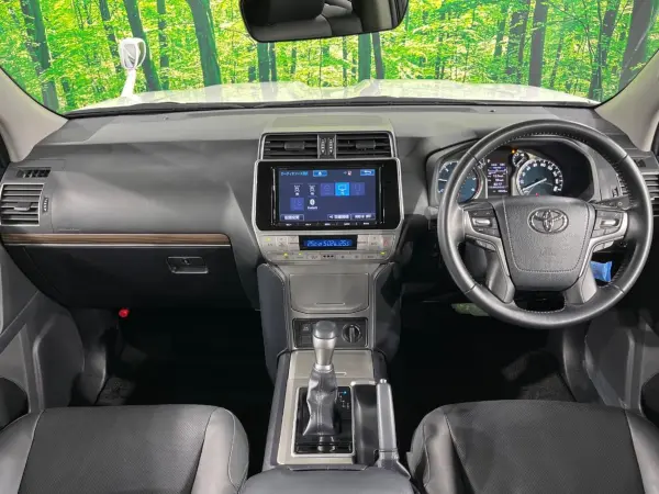 2022 Toyota Landcruiser Prado — photo 2