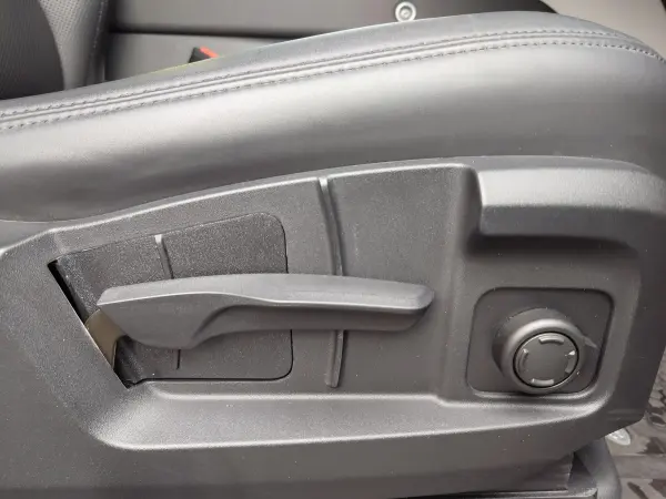 Land Rover Defender 110 S 3.0L D350 Diesel Turbo 4WD Certified Used Car Air Suspension Power Steps Seat Heater Digital Mirror Side Box Roof Rack Side Ladder Fender Trim Front EX Protection Mud Guard Rear Tire Cover Checker Protection (Gondwana Stone) — photo 9