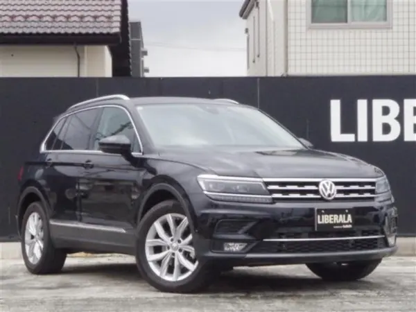 Volkswagen Tiguan TDI 4Motion Highline Diesel Turbo 4WD with Front Assist, Lane Assist, Side Assist, ACC, Factory Navigation, Full-Seg TV, 360-Degree Camera, PDC, Park Assist, Black Leather Seats, Seat Heater, Power Seats, DSRC, Front/Rear Dashcam, GPS Radar, Power Tailgate (Black Metallic) — photo 8