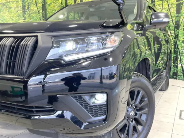 Toyota Land Cruiser Prado 2.7 TX L Package Matte Black Edition 4WD Non-Smoking Vehicle 4WD Sunroof Rear Seat Monitor Beige Leather Collision Mitigation SD Navigation Backup Camera ETC Radar Cruise Seat Air Conditioning Corner Sensors Power Seat LED Headlights Automatic Air Conditioning (Black) — photo 8