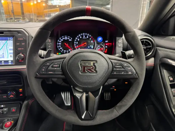 Nissan GT-R 3.8 Track Edition engineered by nismo 4WD — photo 8