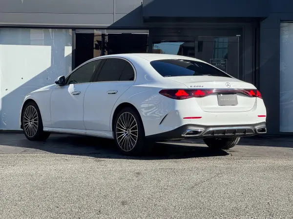 2026 Mercedes E Class — photo 3