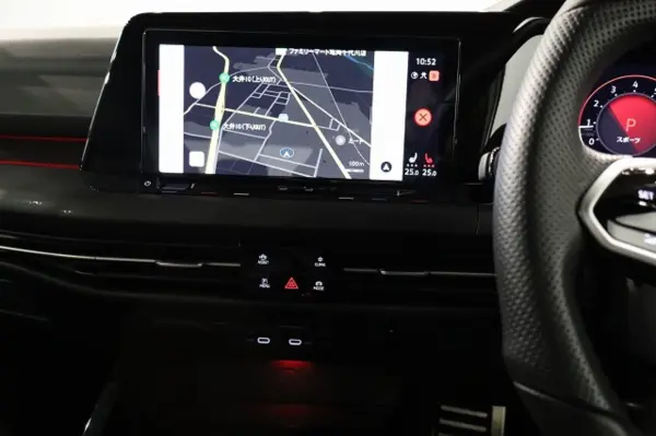 Volkswagen Golf GTI One Owner Navigation Backup Camera Cruise Control Bluetooth Wireless Charging Parking Assist System (White) — photo 9