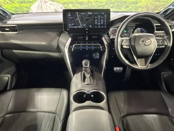 2021 Toyota Harrier — photo 2