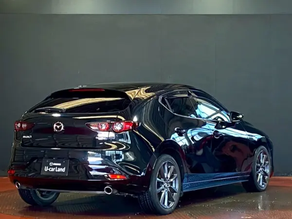 2019 Mazda 3 Fastback — photo 2