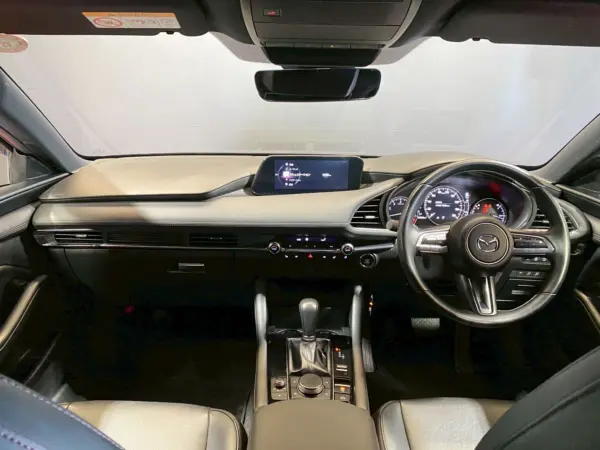 2019 Mazda 3 Fastback — photo 3