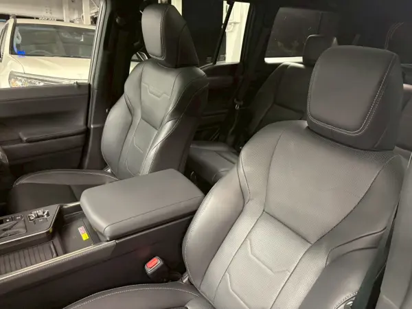 Lexus GX550 Version L 4WD (Sonic Quartz) — photo 9