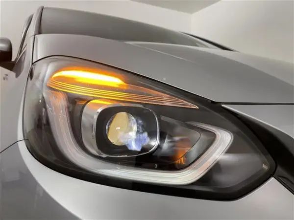 Honda Fit 1.5 e:HEV Basic 4WD — photo 8