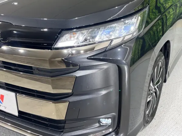 Toyota Noah 1.8 Hybrid S-Z Comfort Convenience Package Genuine 10-inch Navi 360 Camera 100V Power Outlet Safety Sense Radar Cruise Non-Smoking Vehicle Power Rear Gate Half Leather Seat Heater Dashcam Corner Sensors ETC LED Headlights (Glitter Black Glass Flake) — photo 8