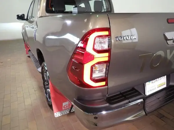 Toyota Hilux 2.4 Z Diesel Turbo 4WD — photo 8