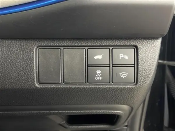 Honda Vezel 1.5 e:HEV Z Play Package 4WD Genuine 9-inch Navi Honda Sensing ETC2.0 (Black Metallic) — photo 7