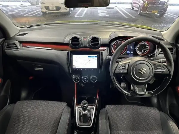 2025 Suzuki Swift — photo 2
