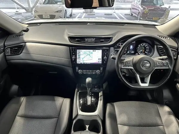 2019 Nissan Xtrail — photo 2