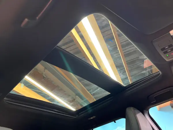 2022 Mitsubishi Outlander — photo 3