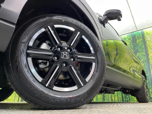 Honda Vezel 1.5 G 4WD — photo 9