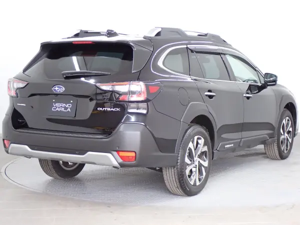 2022 Subaru Legacy Outback — photo 3