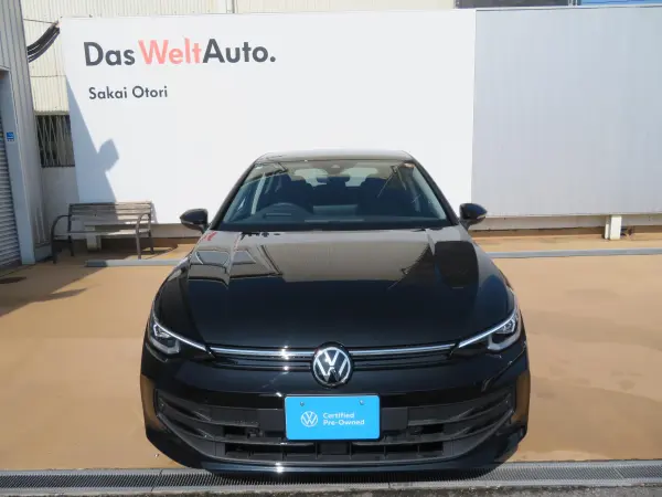 Volkswagen Golf eTSI Active 8.5 One-Owner Company Car Non-Smoking DiscoverPro App-Connect (Apple CarPlay Android Auto) Dynamic Cornering Light Dynamic Light Assist IQ.LIGHT Lane Change Assist R Traffic Alert (Granadilla Black Metallic) — photo 7