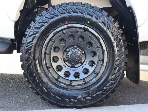 2022 Toyota Hilux — photo 3