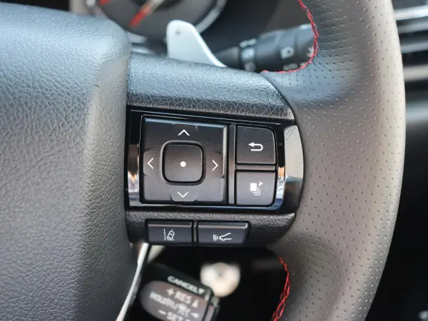 Toyota Hilux 2.4 Z GR Sport Diesel Turbo 4WD — photo 9