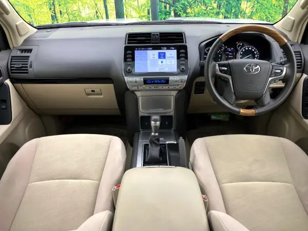 2023 Toyota Landcruiser Prado — photo 2
