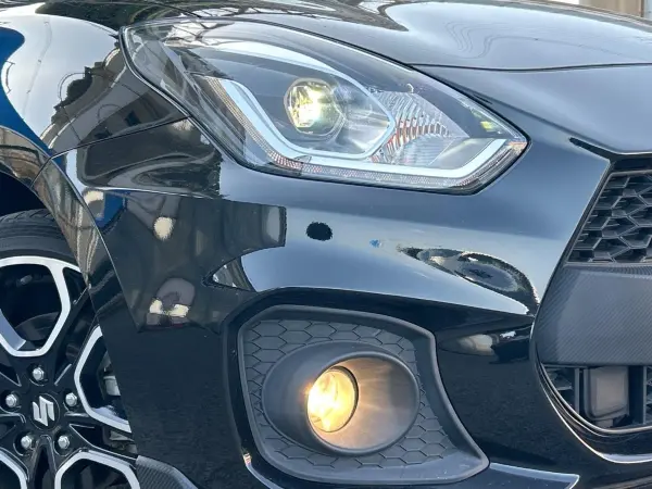 Suzuki Swift Sport 1.4 6-Speed MT 360 Camera Blind Spot Monitor Genuine SD Navi ETC Non-Smoking Push Start Seat Heater LED Headlights Genuine Leather-Wrapped Steering Wheel Genuine 17-inch Alloy Wheels (Super Black Pearl) — photo 8