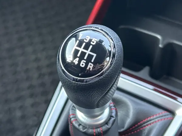 2023 Suzuki Swift — photo 3