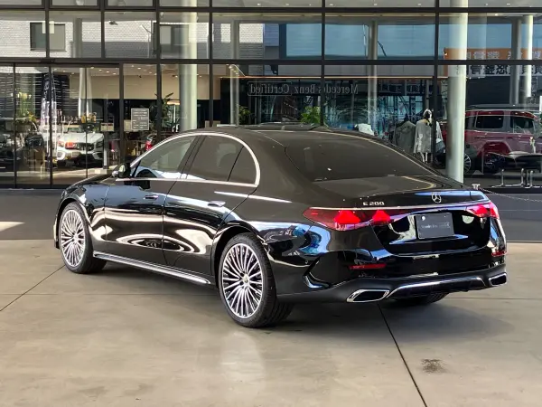 2025 Mercedes E Class — photo 3