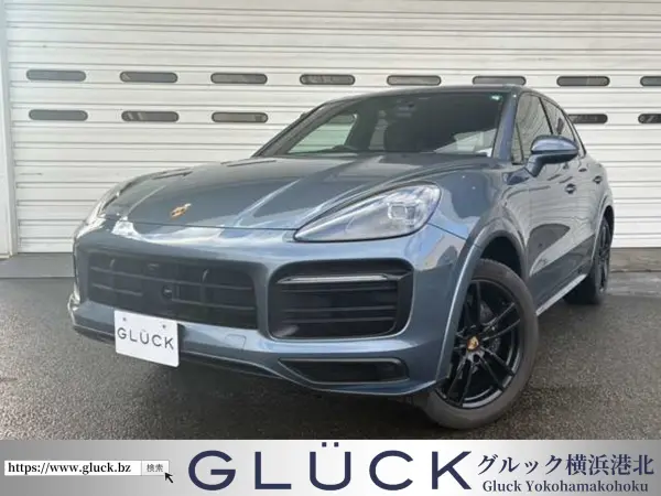 Porsche Cayenne 3.0 Tiptronic S 4WD with Seat Heaters, 20-inch Alloy Wheels, Digital TV Tuner, Rear Seat Entertainment System, Porsche Logo Mats