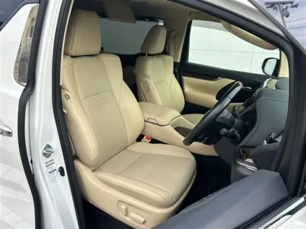 Toyota Alphard Hybrid 2.5 G F Package E-Four 4WD 1 Owner SR Collision Mitigation Triple-beam LED Dual Power (White Pearl) — photo 7
